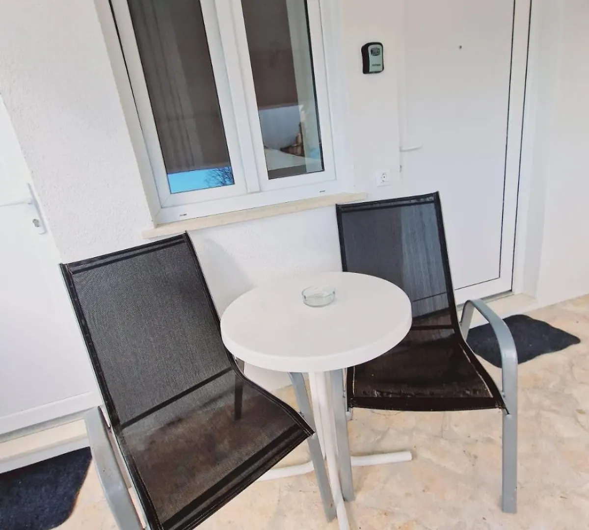 Room D Pula